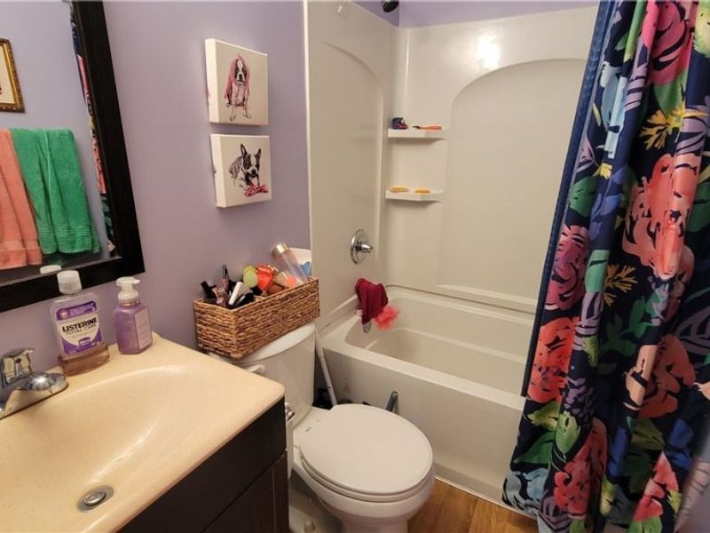 3980 Lake Road , Youngstown, OH 44511 Photo 5