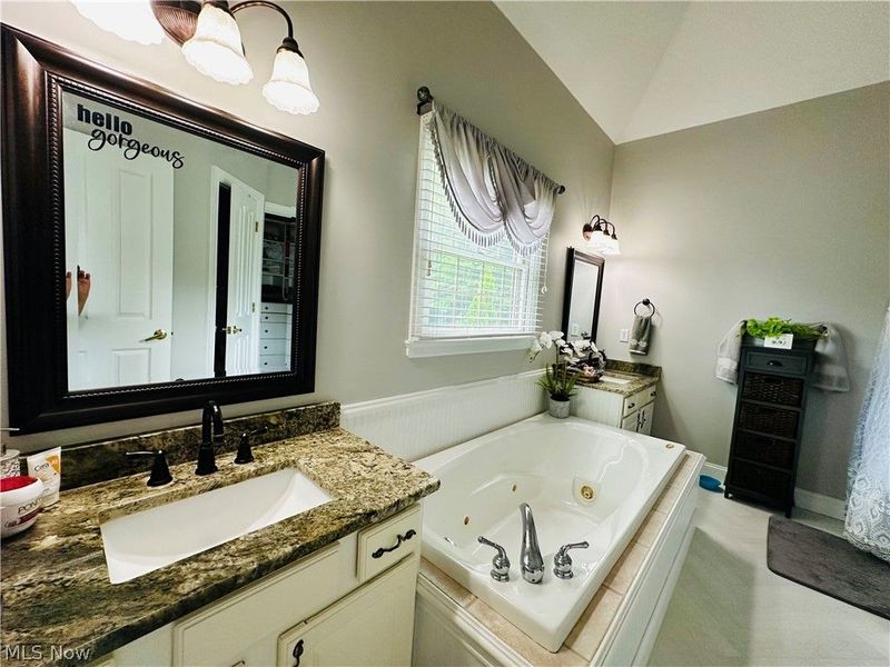 6819 Pacifica Drive , Poland, OH 44514 Photo 20