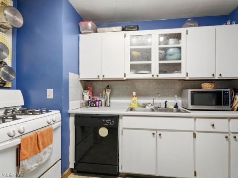 1750 Halbert Drive , Poland, OH 44514 Photo 5