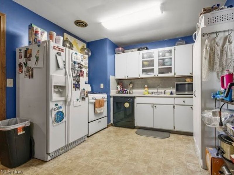 1750 Halbert Drive , Poland, OH 44514 Photo 6