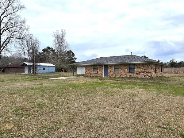 3049 HWY 507, Coushatta, LA 71019