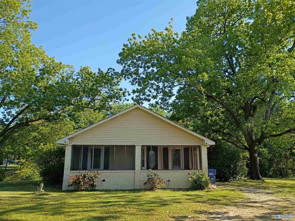 280 Blythe Mcdaniel Drive, Gadsden, AL 35901