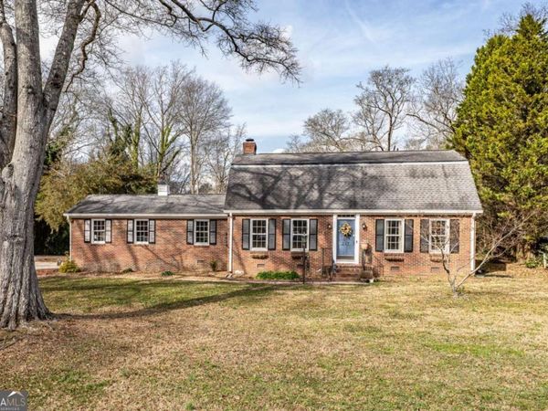 227 W Lakeshore Drive SE, Rome, GA 30161