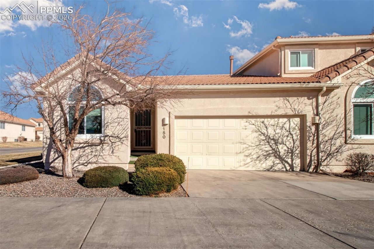 150 Luxury Lane, Colorado Springs, CO 80921 Main Photo