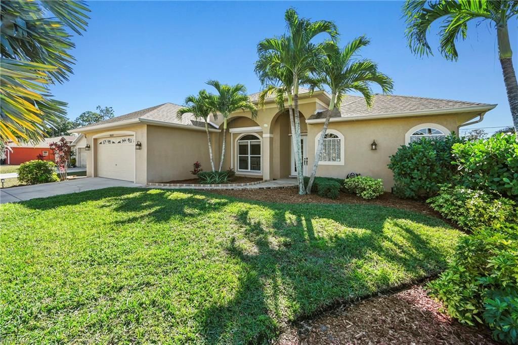 10630 Woodchuck Ln, Bonita Springs, FL 34135 Photo