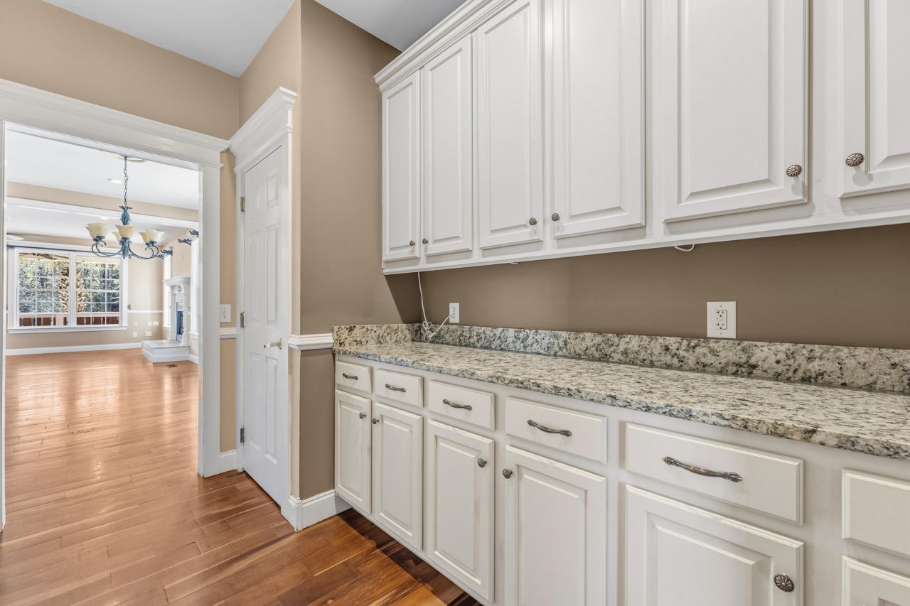 6440 Saint Anthony Drive Photo 13