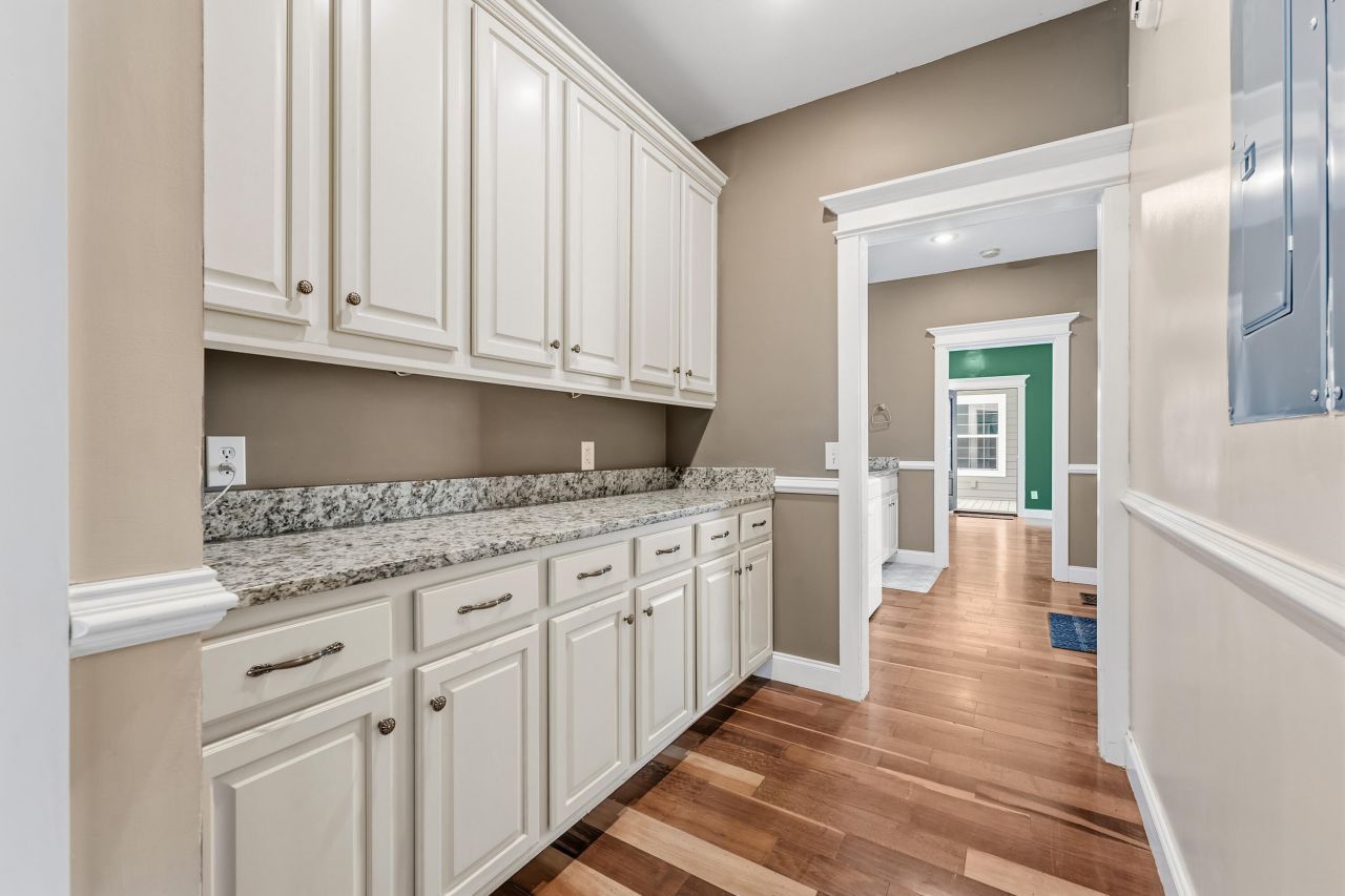 6440 Saint Anthony Drive Photo 14