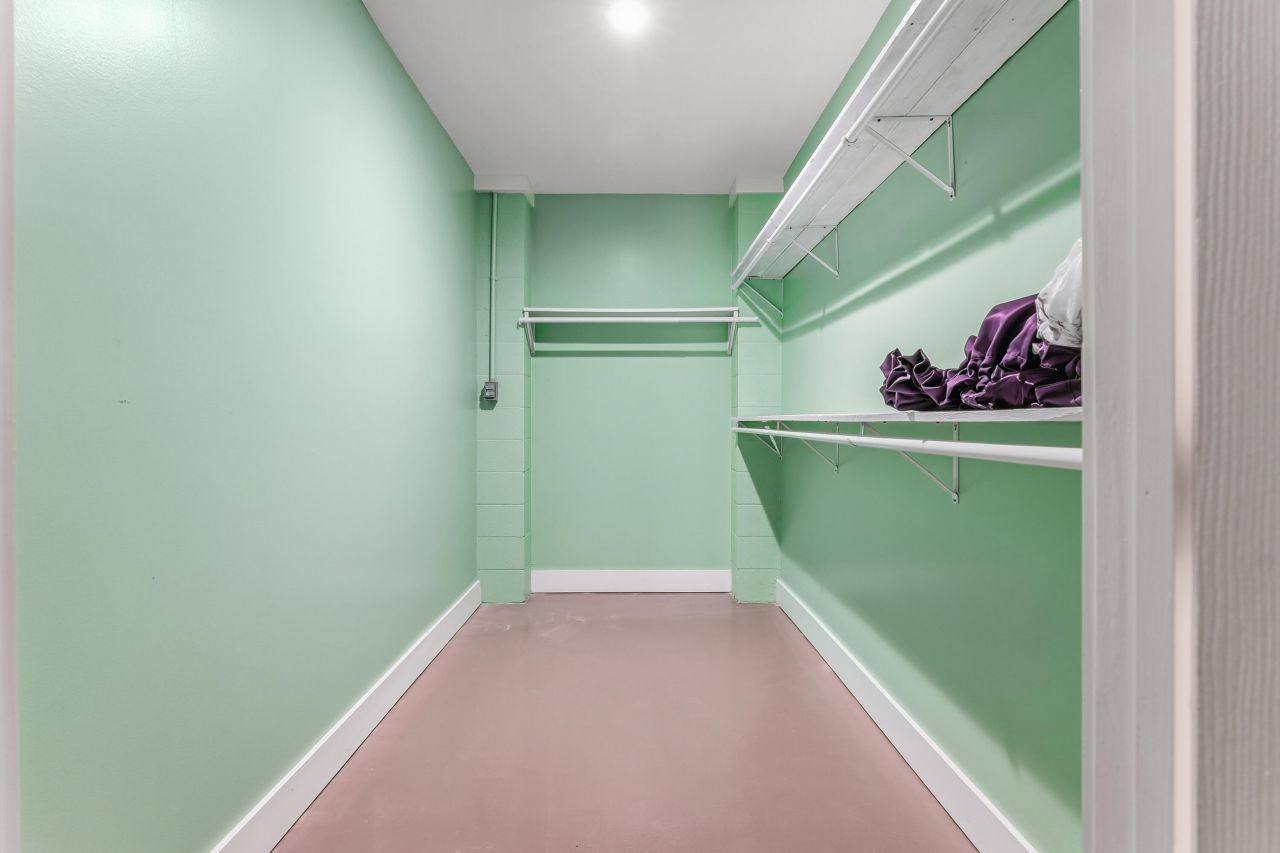 6440 Saint Anthony Drive Photo 45