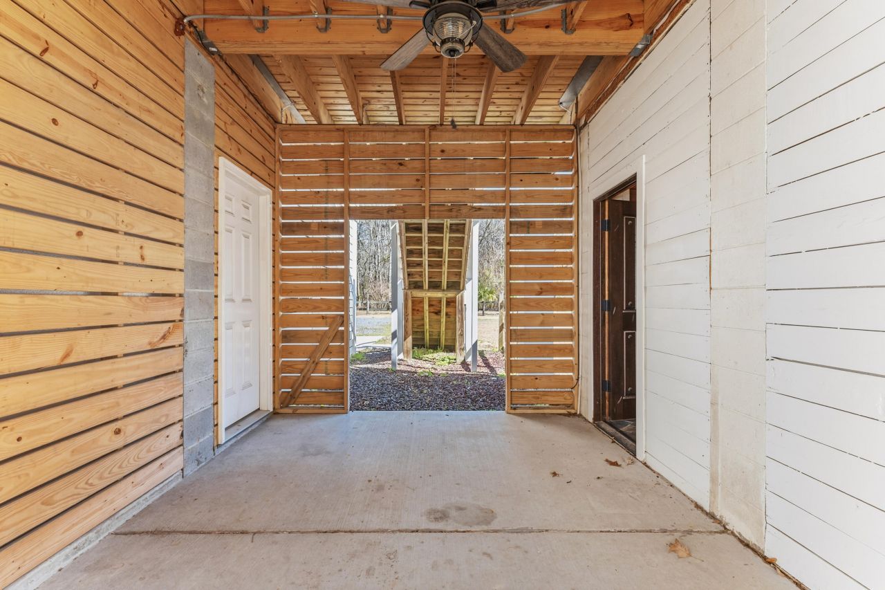 6440 Saint Anthony Drive Photo 49