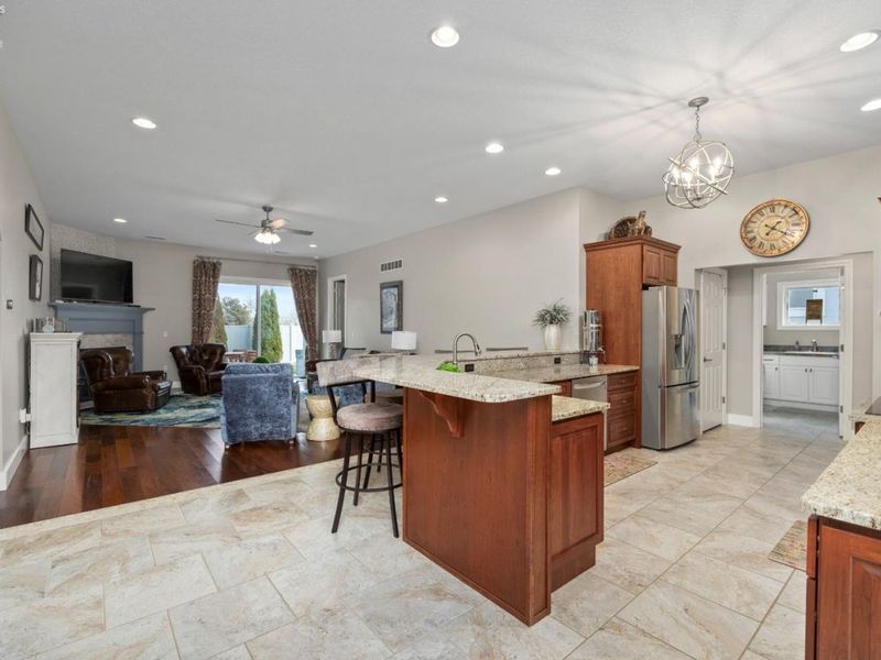 3014 Angels Pointe Drive, Sandusky, OH 44870 Photo 4