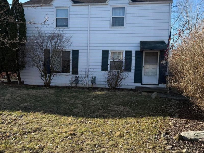 231 W Pacemont Road, Columbus, OH 43202 Photo 1