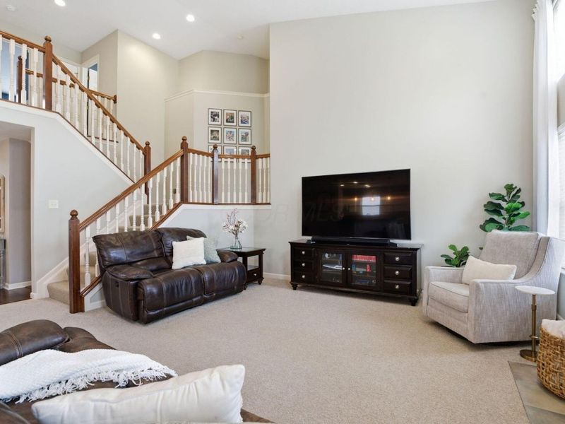 6351 Beaumont Square , Lewis Center, OH 43035 Photo 18