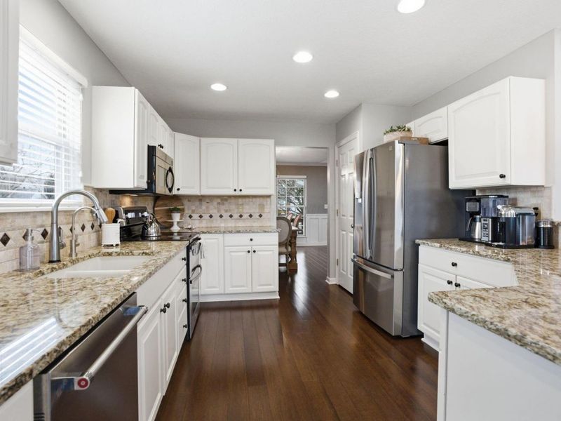 6351 Beaumont Square , Lewis Center, OH 43035 Photo 24