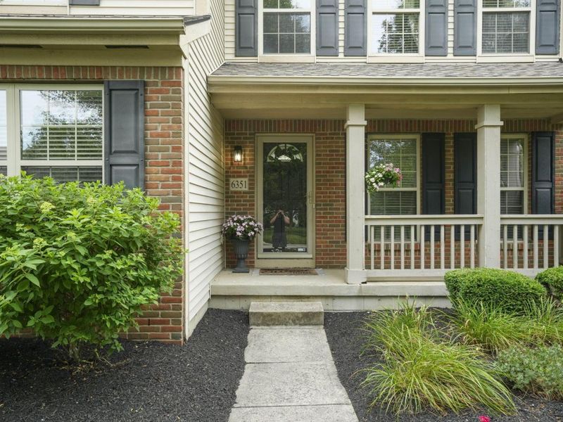 6351 Beaumont Square , Lewis Center, OH 43035 Photo 4