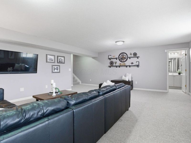 6351 Beaumont Square , Lewis Center, OH 43035 Photo 65