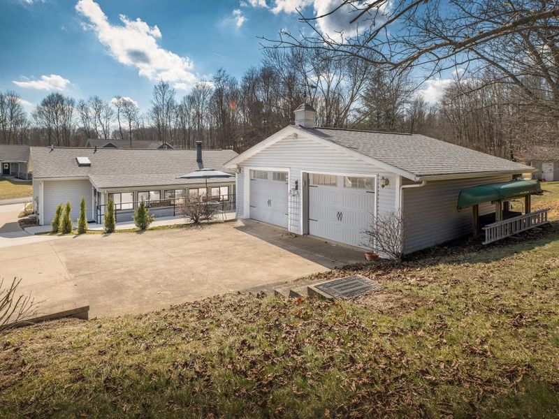 60 Appleseed Court , Howard, OH 43028 Photo 9