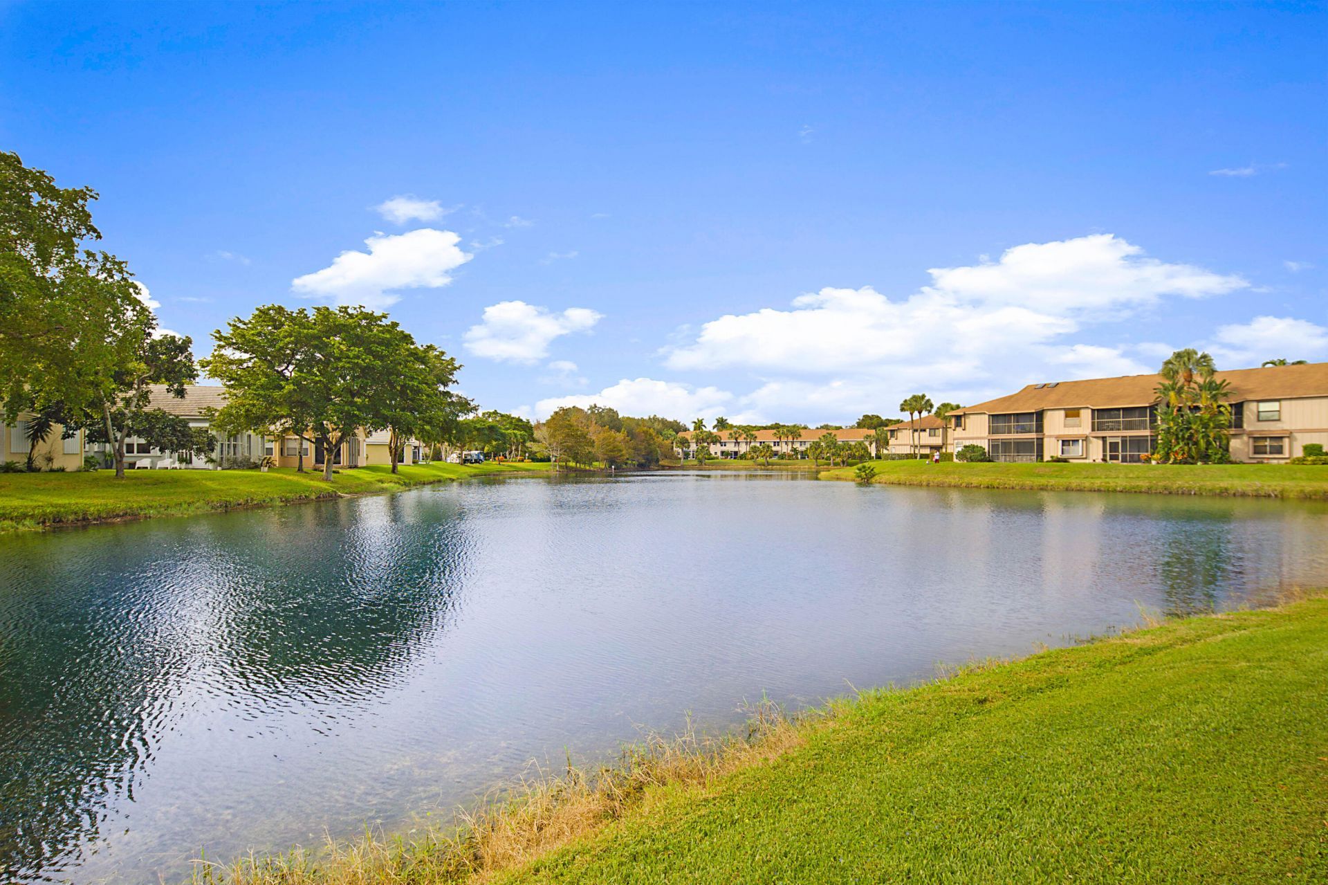605 Harbour Pointe Way, Greenacres, FL 33413 Main Photo