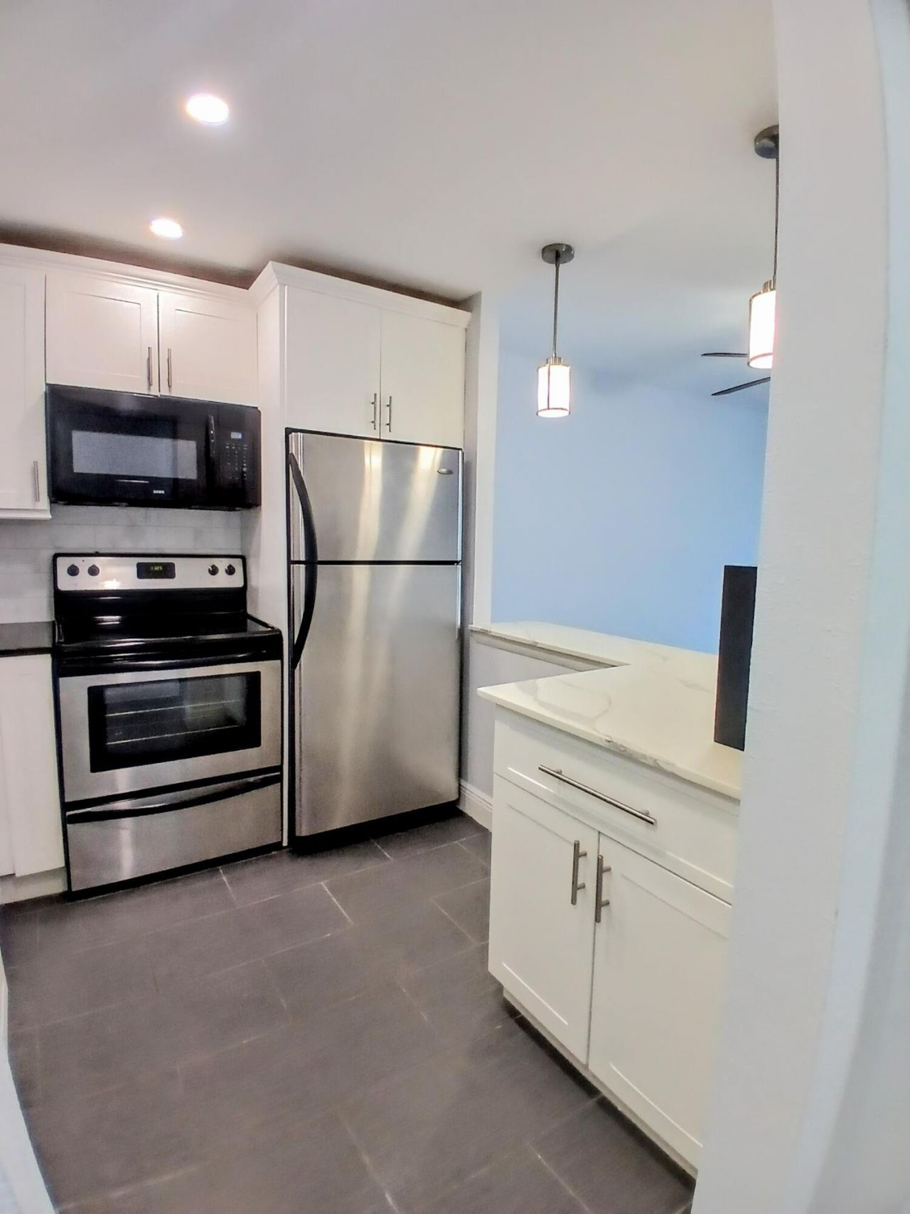 1830 Embassy Drive, Unit 303, West Palm Beach, FL 33401 Photo