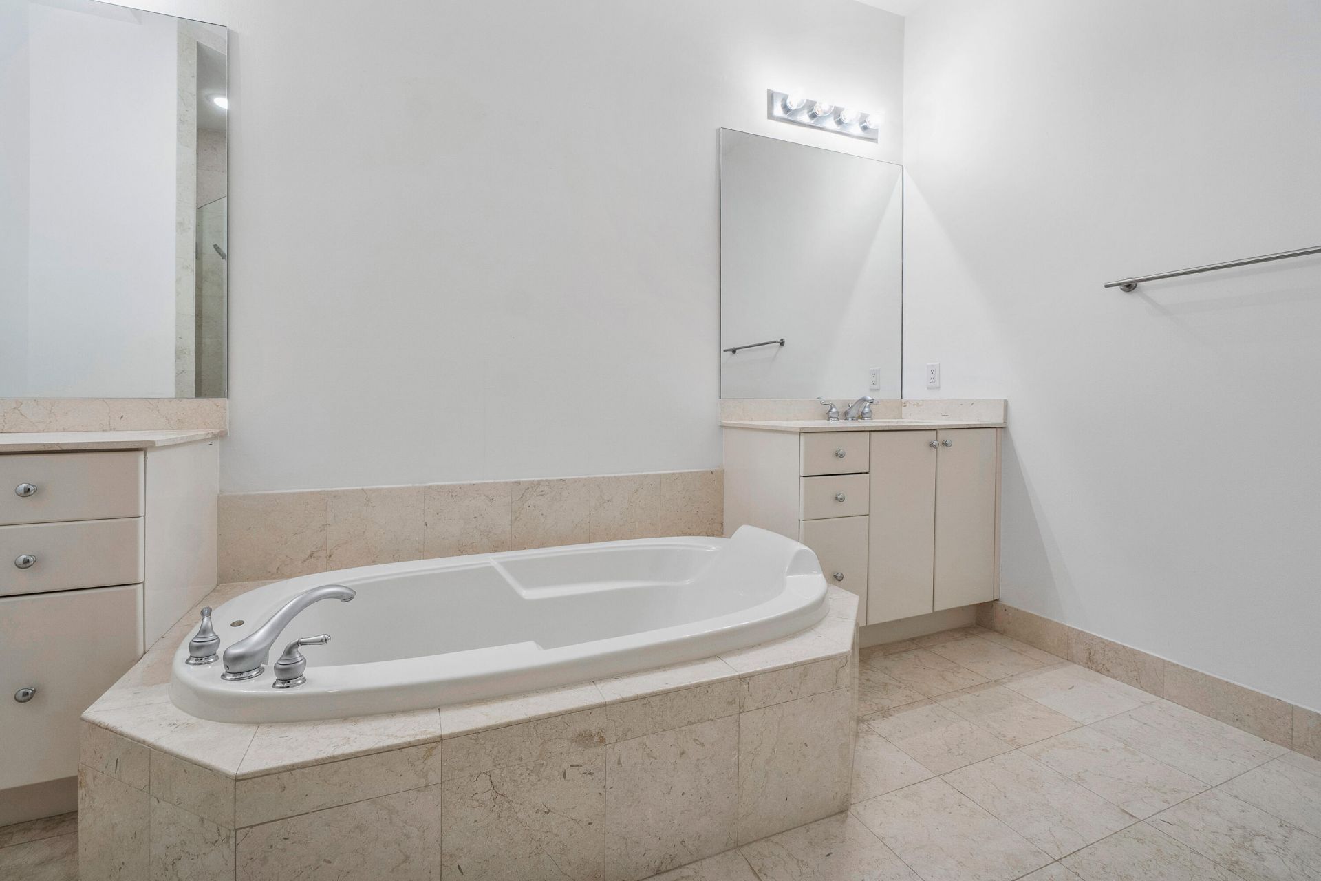 801 S Olive Avenue, Unit 420, West Palm Beach, FL 33401 Photo