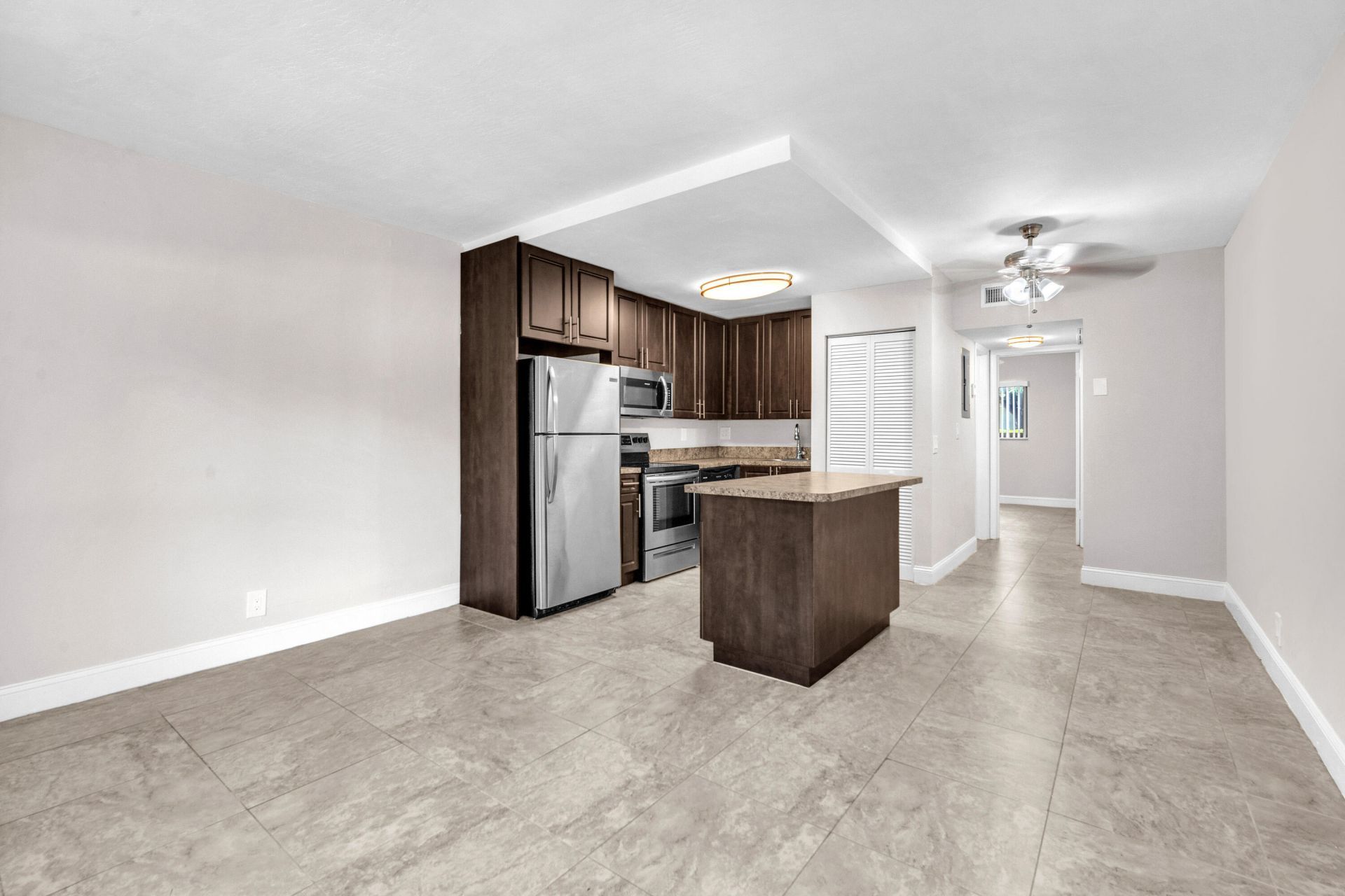 559 NE 44th Street, Boca Raton, FL 33431 Photo