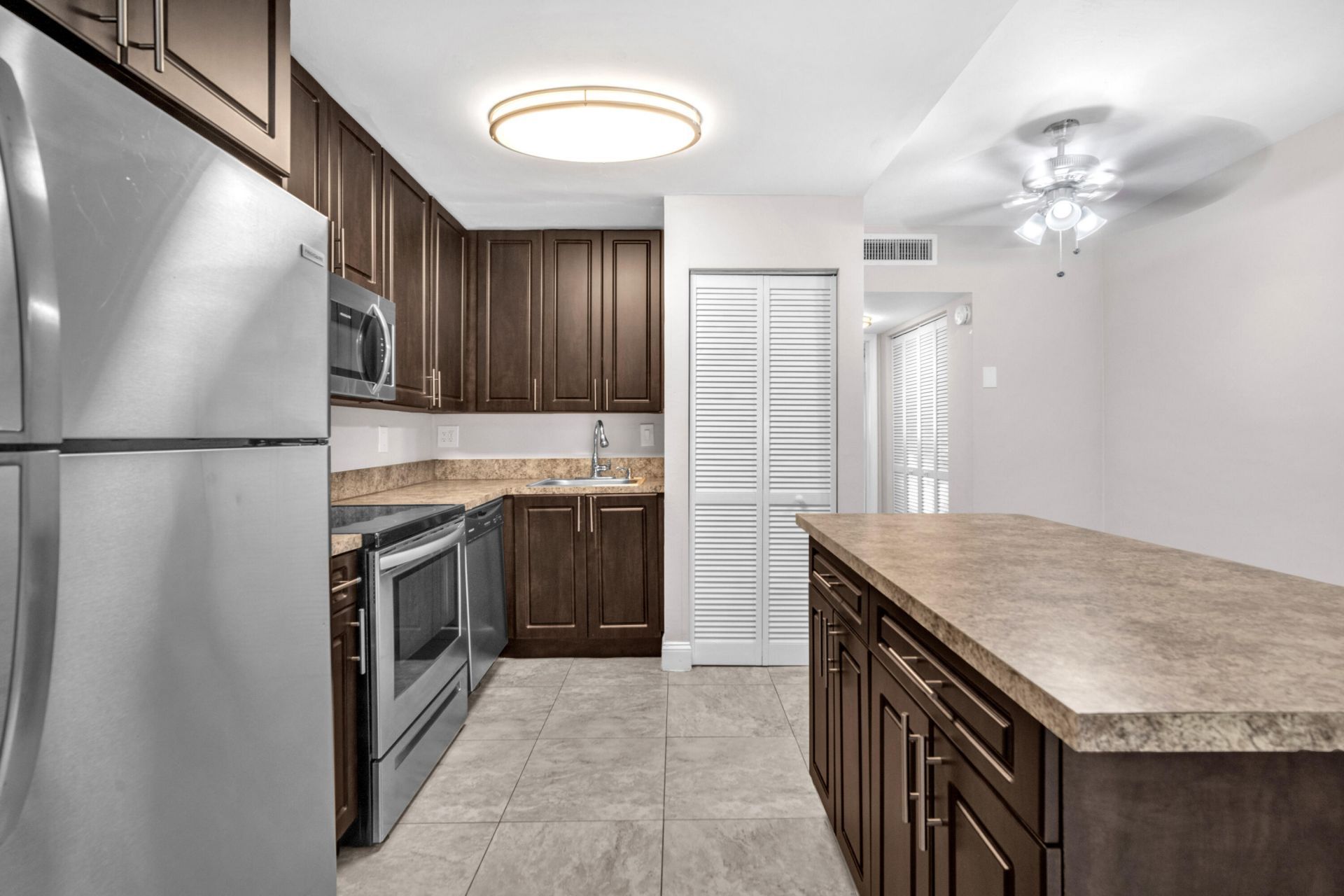 559 NE 44th Street, Boca Raton, FL 33431 Photo