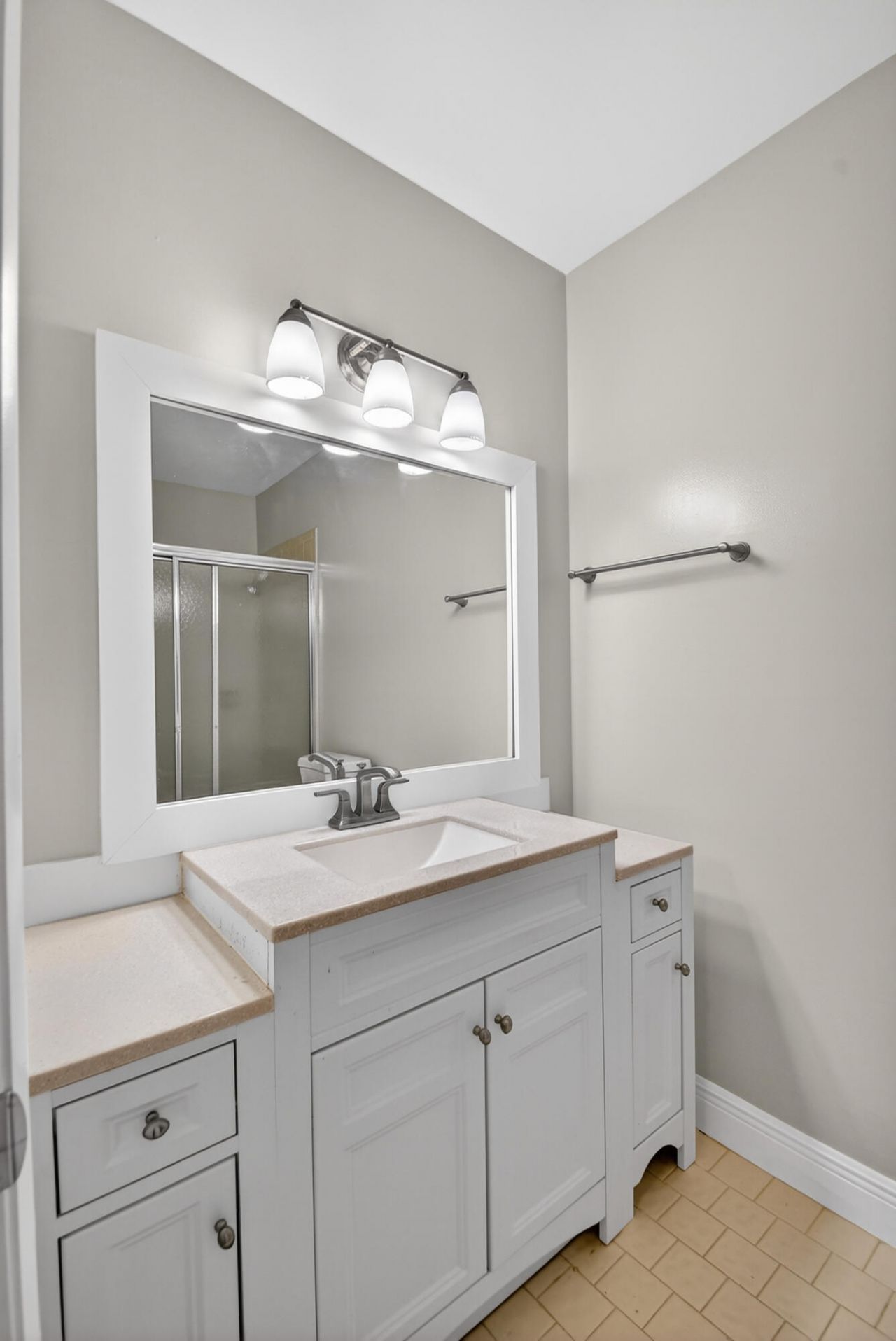 484 Springdale Circle, Unit 48d, Palm Springs, FL 33461 Photo