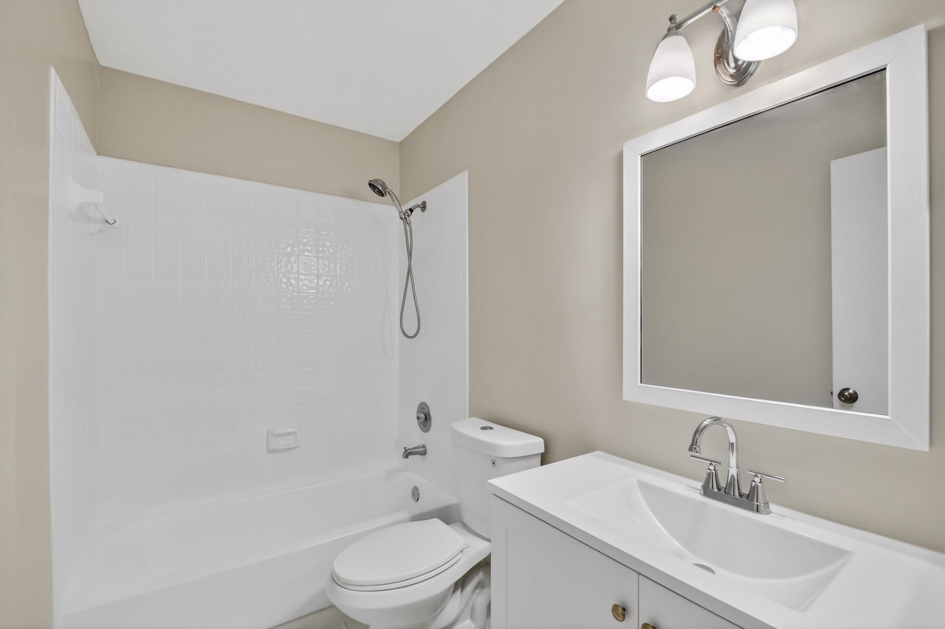 484 Springdale Circle, Unit 48d, Palm Springs, FL 33461 Photo