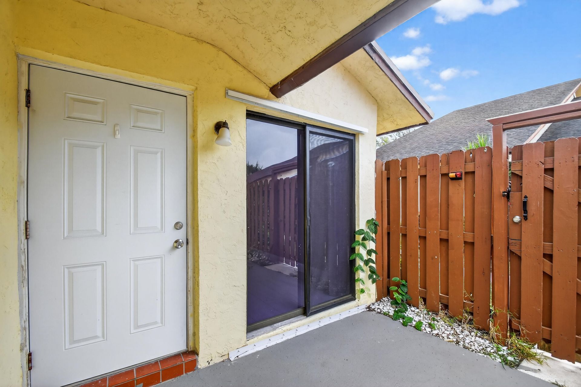 484 Springdale Circle, Unit 48d, Palm Springs, FL 33461 Photo
