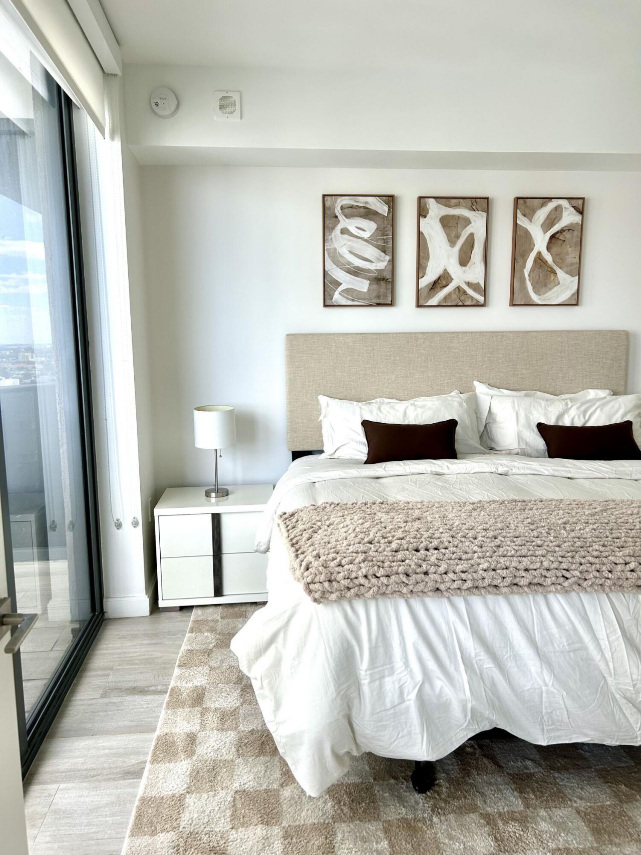 55 SW 9th Street, Unit 2508, Miami, FL 33130 Photo