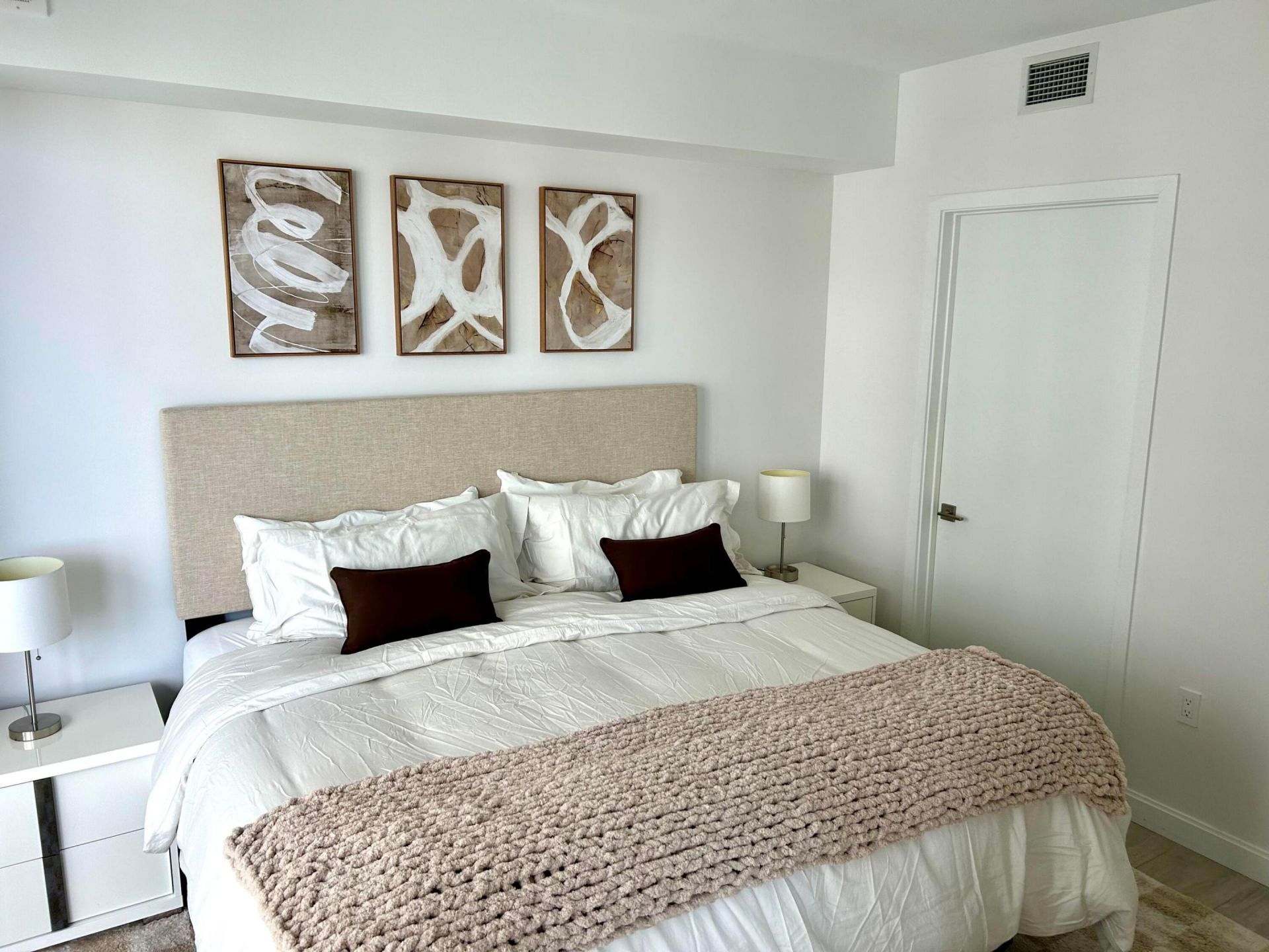 55 SW 9th Street, Unit 2508, Miami, FL 33130 Photo