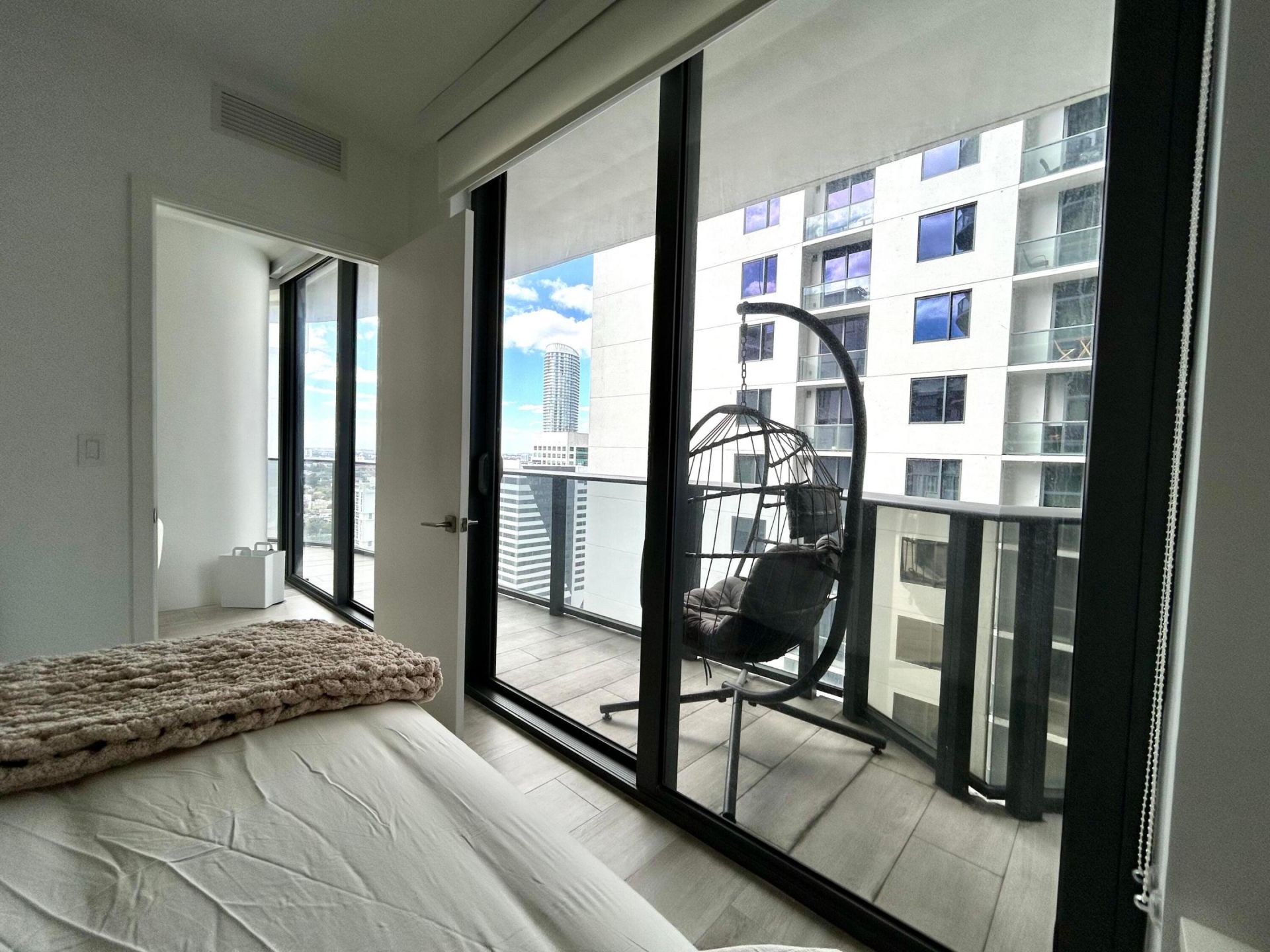 55 SW 9th Street, Unit 2508, Miami, FL 33130 Photo