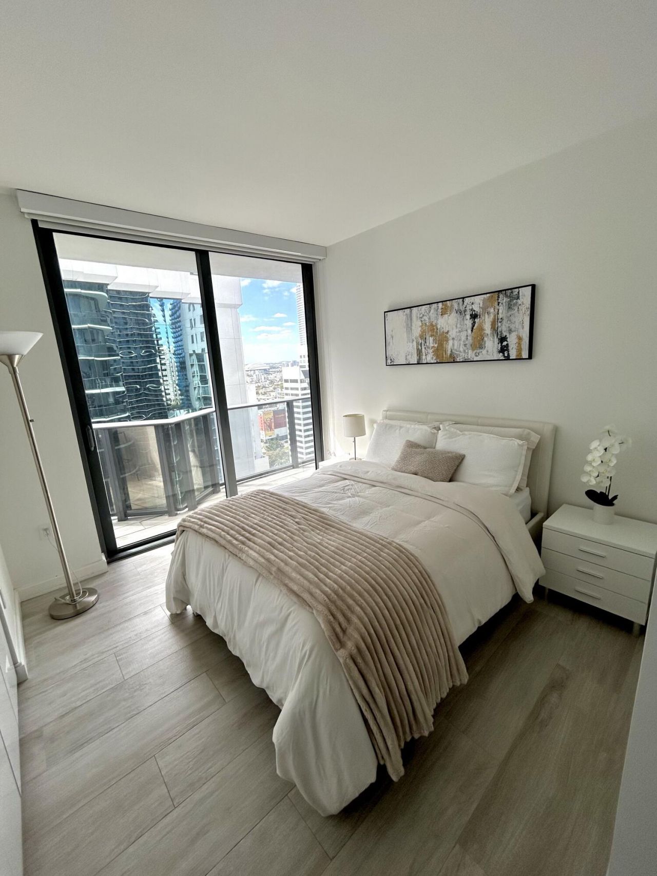 55 SW 9th Street, Unit 2508, Miami, FL 33130 Photo