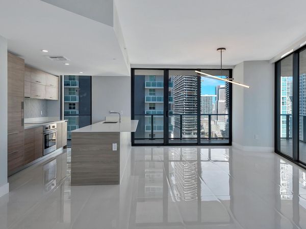 1300 S Miami Avenue, Unit 2401, Miami, FL 33130