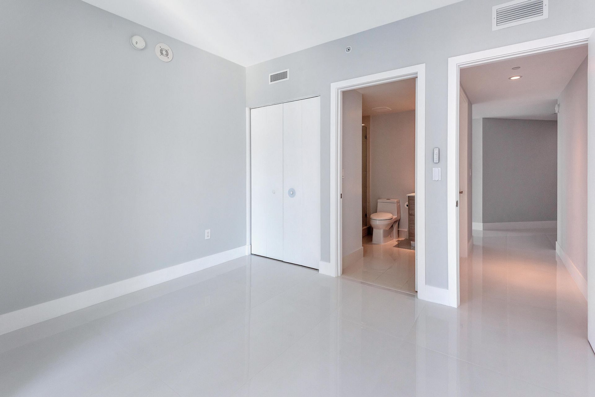 1300 S Miami Avenue, Unit 2401, Miami, FL 33130 Photo