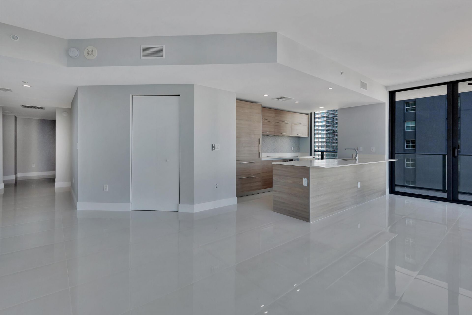 1300 S Miami Avenue, Unit 2401, Miami, FL 33130 Photo