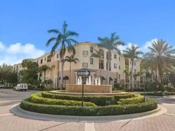 4202 Renaissance Way, Unit 202, Boynton Beach, FL 33426