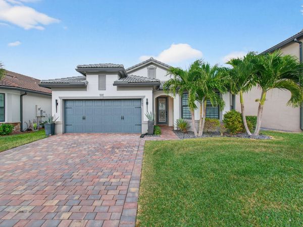 8305 Pedigree Circle, Lake Worth, FL 33467