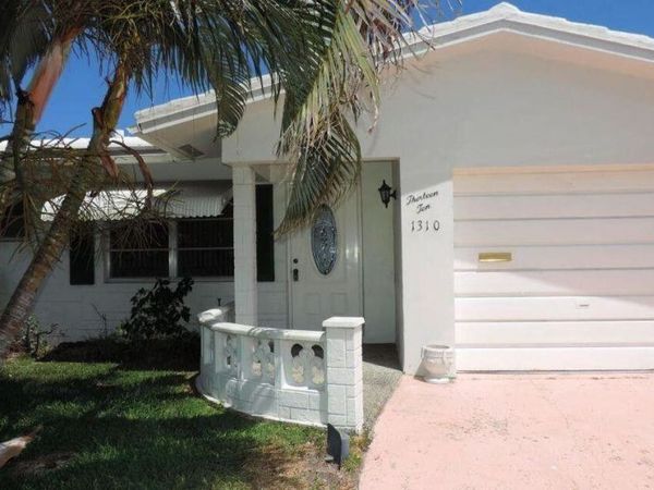 1310 SW 18th Court, Boynton Beach, FL 33426