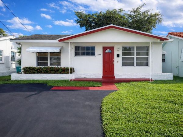 2616 NW 49th Street, Tamarac, FL 33309