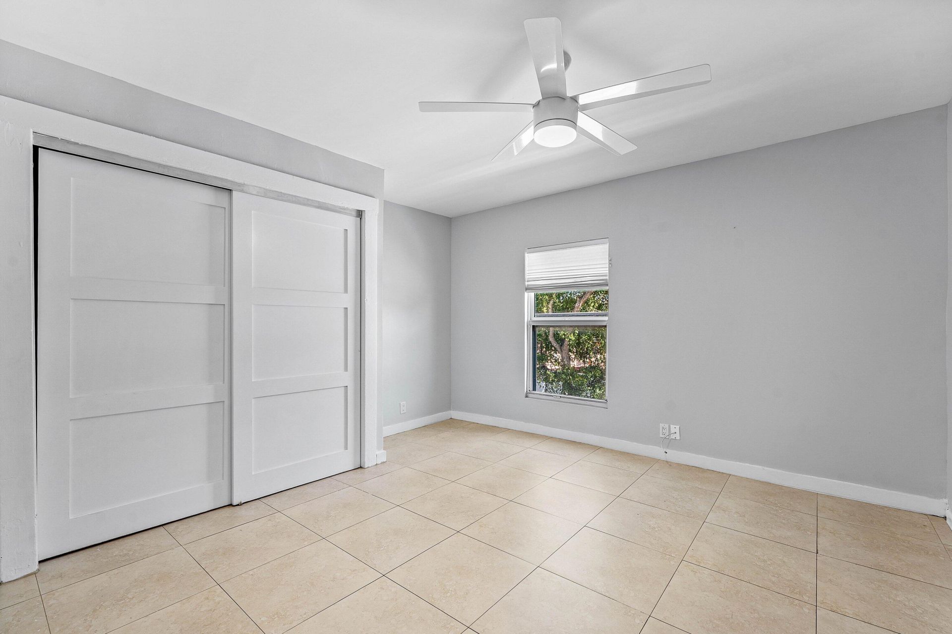 801 Dobbins Street, Unit 5, West Palm Beach, FL 33405 Photo