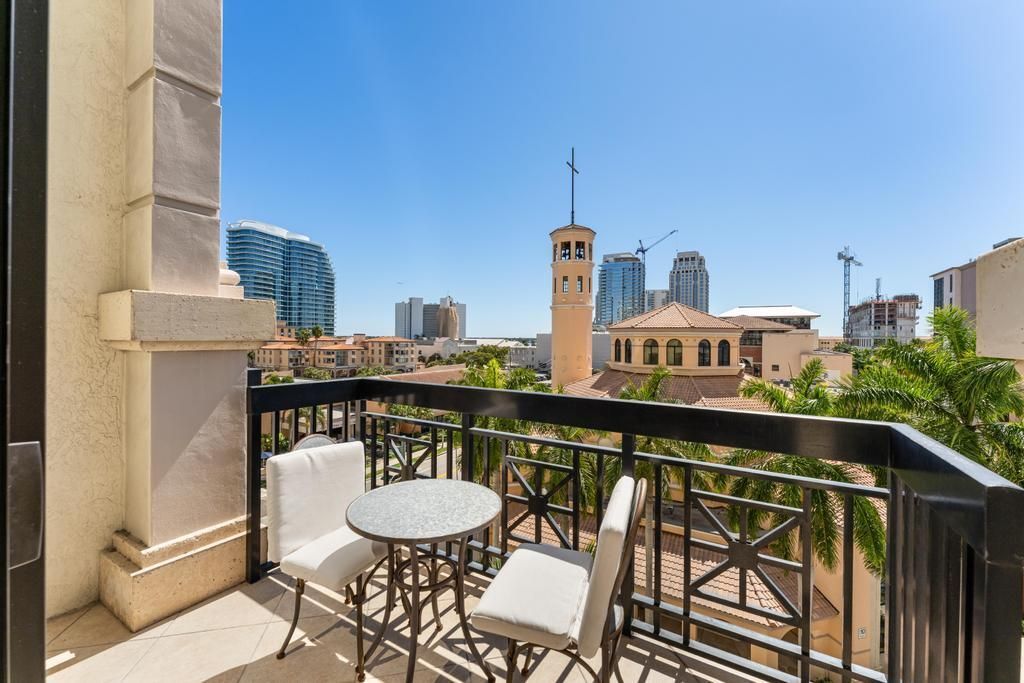 801 S Olive Avenue, Unit 413, West Palm Beach, FL 33401 Photo