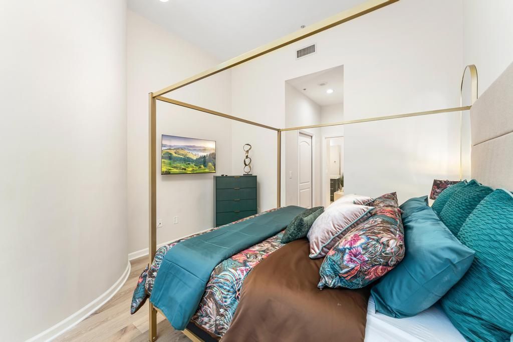 801 S Olive Avenue, Unit 413, West Palm Beach, FL 33401 Photo