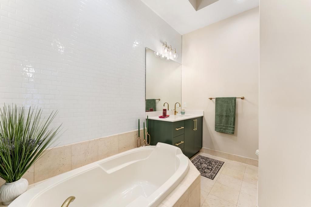 801 S Olive Avenue, Unit 413, West Palm Beach, FL 33401 Photo