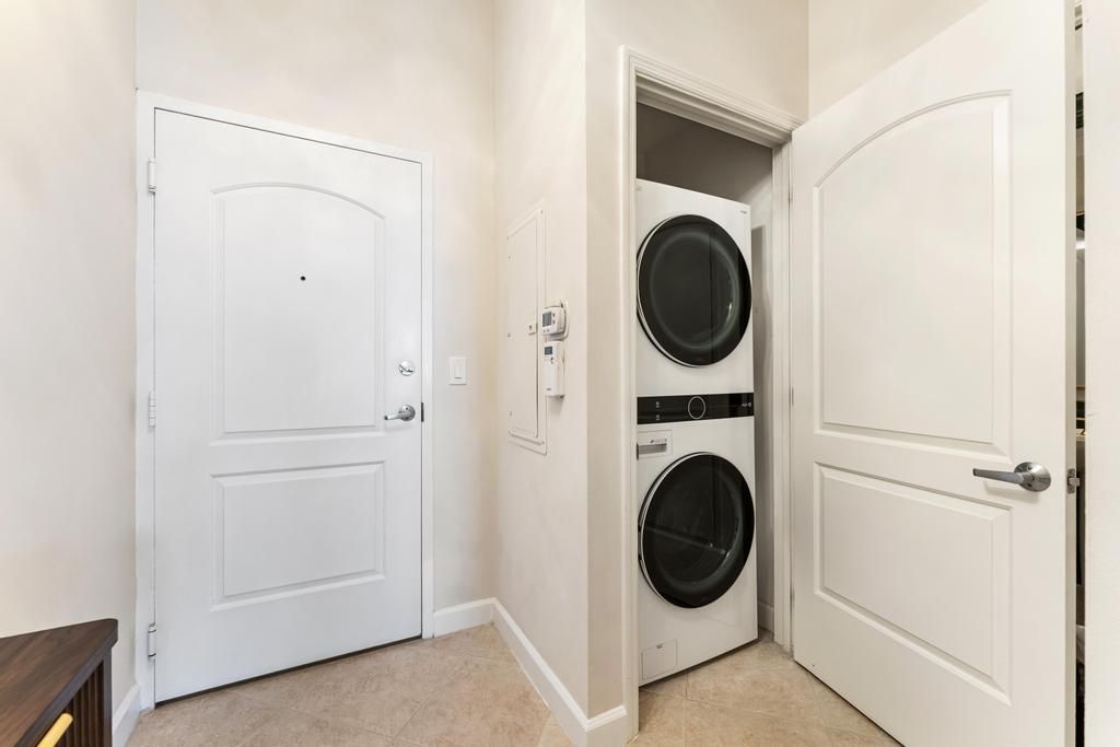 801 S Olive Avenue, Unit 413, West Palm Beach, FL 33401 Photo