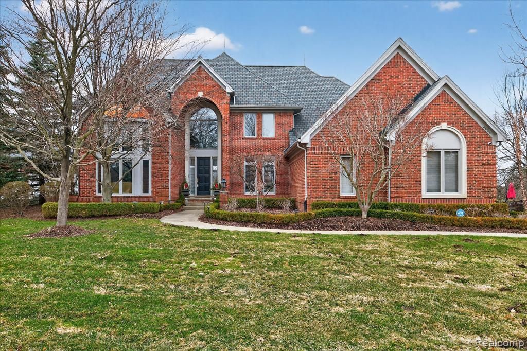 4806 Goodison Place Drive, Oakland Township, MI 48306 Main Photo