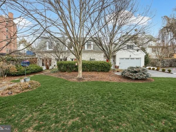 469 LINDEN AVENUE, Unit 13, YORK, PA 17404