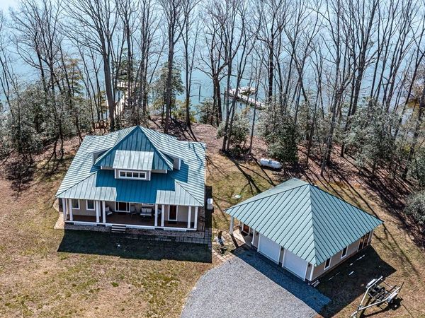 948 Brook Avenue, KINSALE, VA 22488