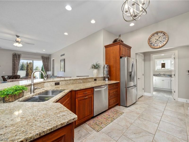 3014 Angels Pointe Drive , Sandusky, OH 44870 Photo 5