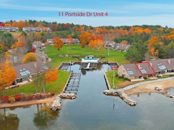 11 Portside Drive, Unit 4, Moultonborough, NH 03254