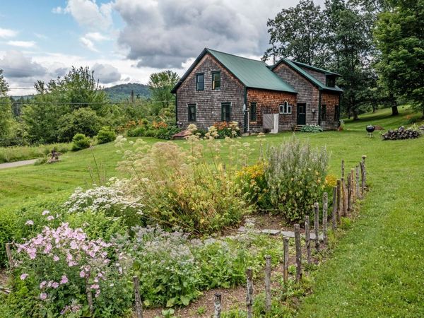 1076 Brown Hill Road, Elmore, VT 05657